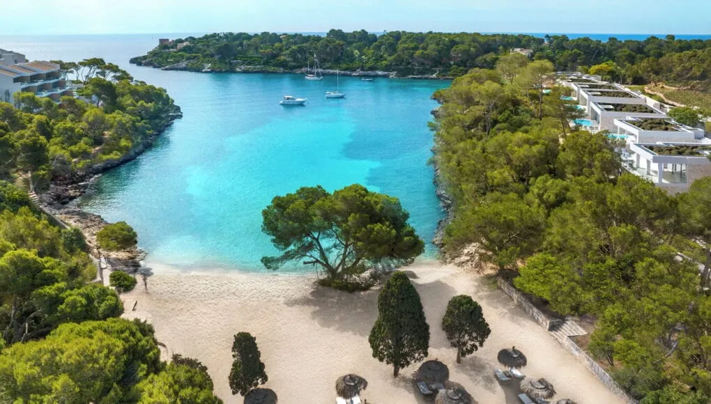 Which IKOS Resort is Best - Compare luxury all-inclusive resorts across Greece and Spain to find the perfect IKOS for your travel style.
