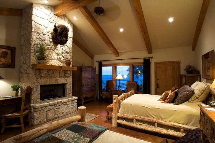Wildcatter Ranch bedroom in Graham Texas